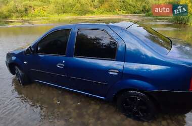 Седан Dacia Logan 2006 в Стрию