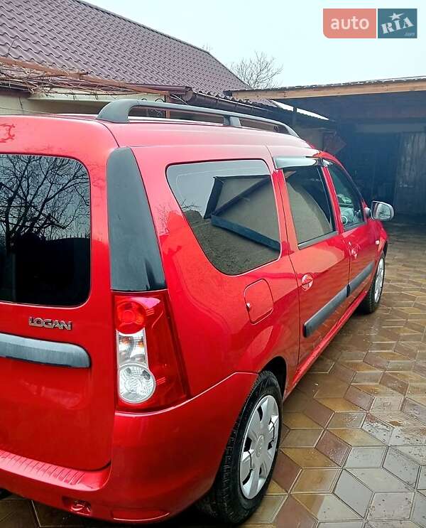 Седан Dacia Logan 2011 в Баштанке