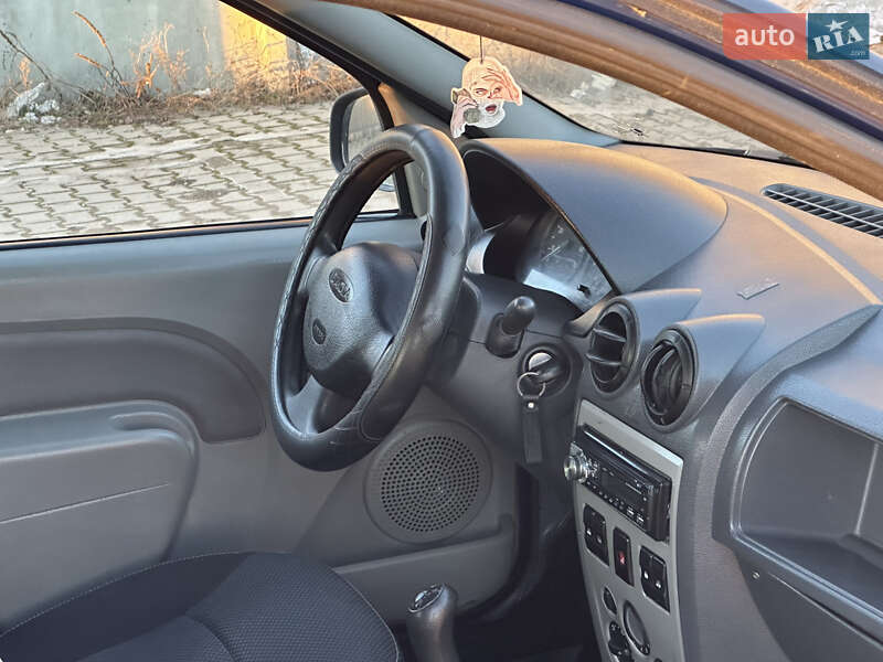 Седан Dacia Logan 2008 в Дрогобыче