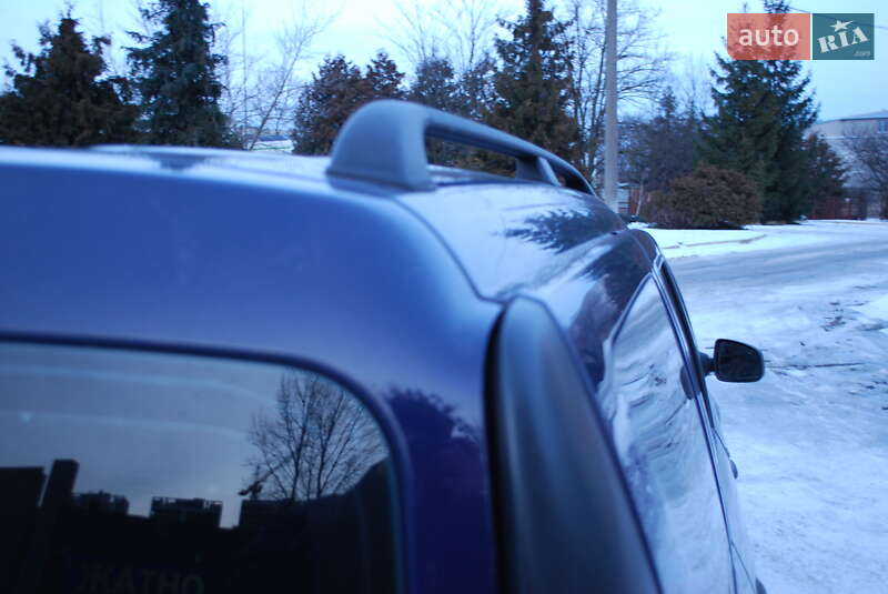 Седан Dacia Logan 2007 в Львові