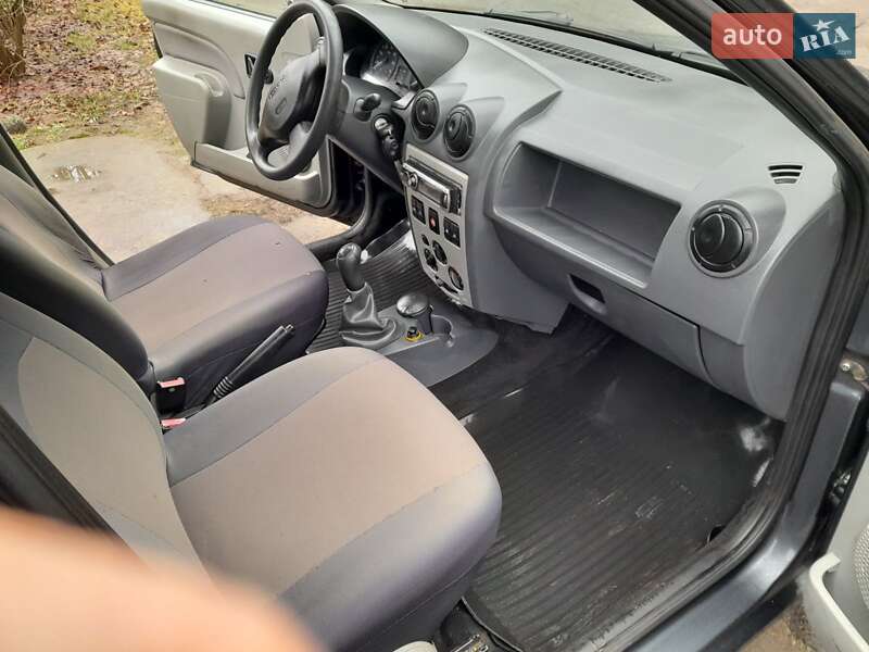Седан Dacia Logan 2008 в Александрие фото 14 Седан Dacia Logan 2008 в Александрие