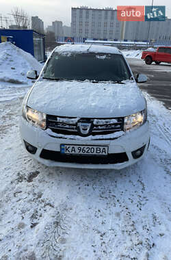 Седан Dacia Logan 2015 в Киеве