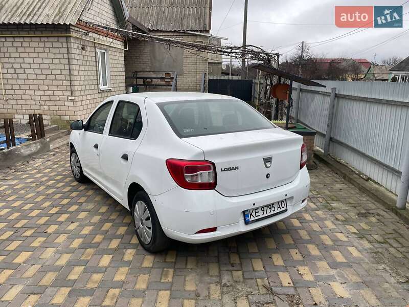 Седан Dacia Logan 2013 в Днепре