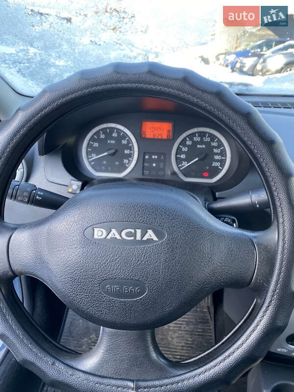 Седан Dacia Logan 2008 в Луцке фото 10 Седан Dacia Logan 2008 в Луцке