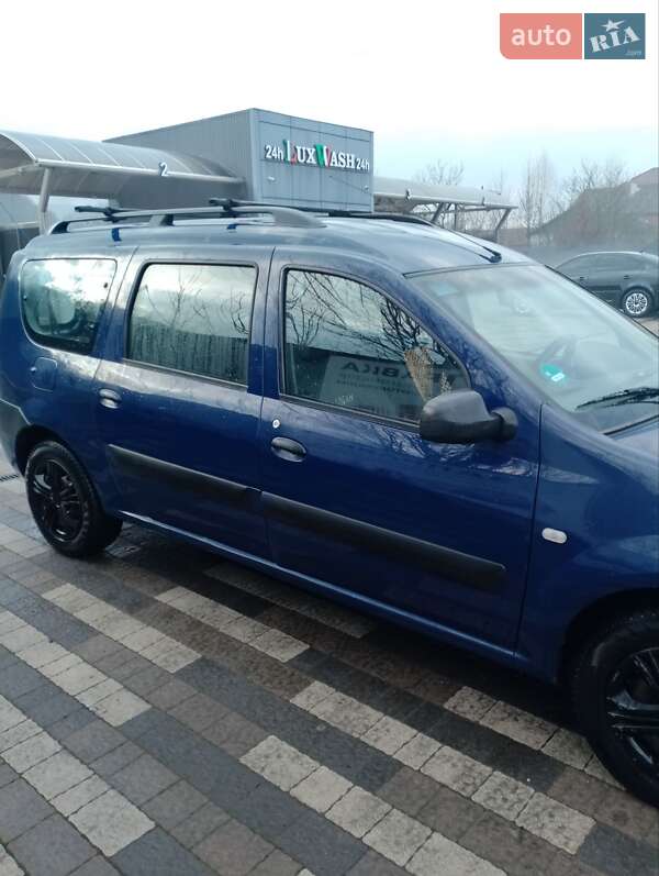 Седан Dacia Logan 2007 в Сваляве