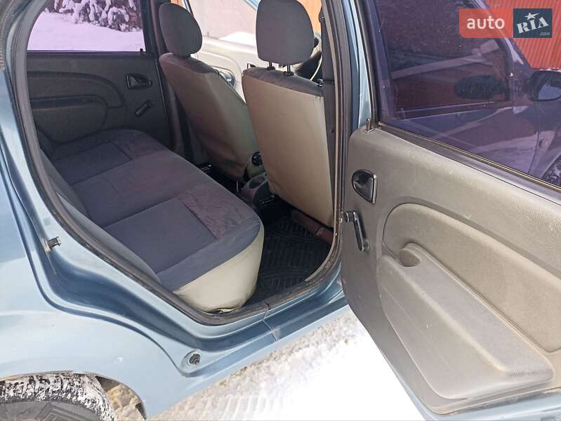 Седан Dacia Logan 2007 в Львове фото 23 Седан Dacia Logan 2007 в Львове