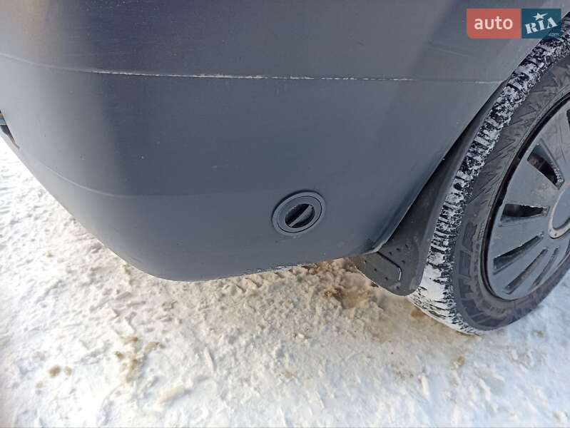 Седан Dacia Logan 2007 в Львове фото 27 Седан Dacia Logan 2007 в Львове