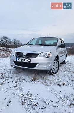 Седан Dacia Logan 2009 в Чугуєві