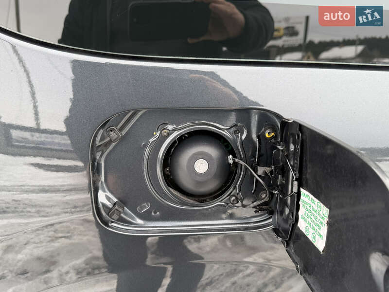 Седан Dacia Logan 2011 в Луцке