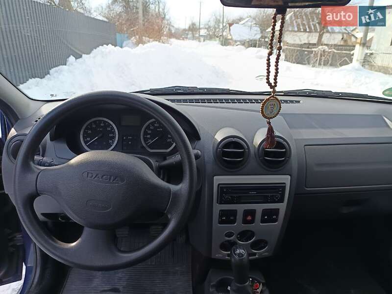 Седан Dacia Logan 2007 в Батурине