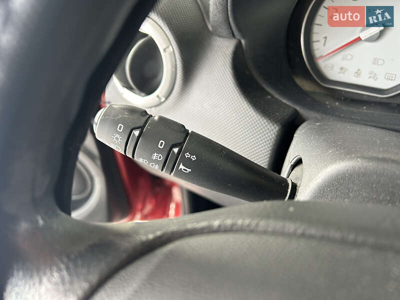 Седан Dacia Logan 2011 в Белой Церкви