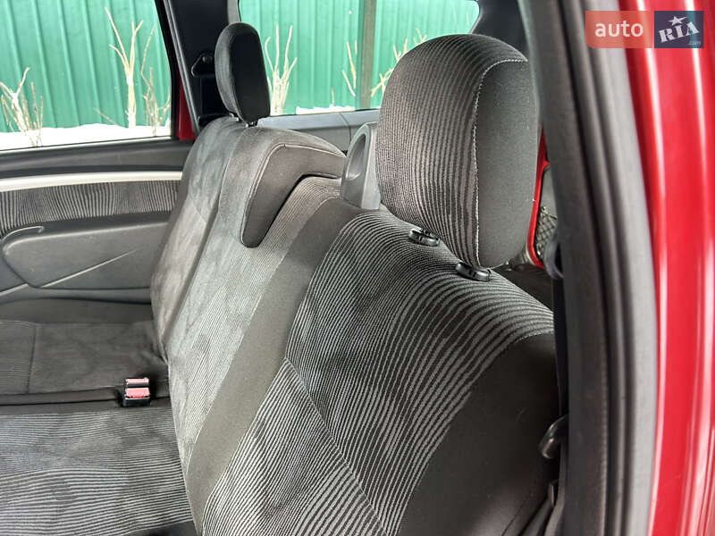 Седан Dacia Logan 2011 в Белой Церкви