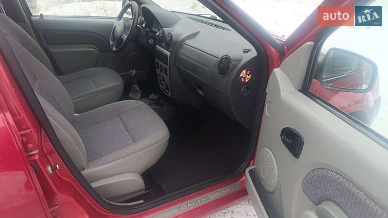 Седан Dacia Logan 2007 в Вінниці