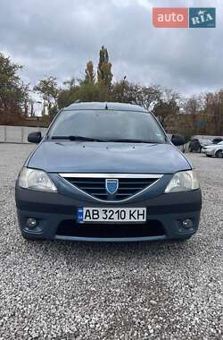 Седан Dacia Logan 2007 в Херсоне
