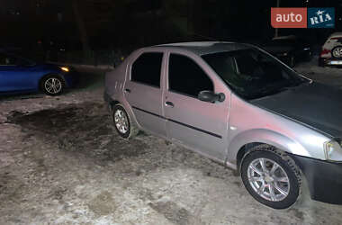 Седан Dacia Logan 2006 в Киеве