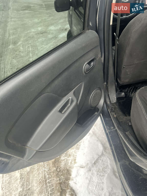 Седан Dacia Logan 2016 в Бучі фото 6 Седан Dacia Logan 2016 в Бучі