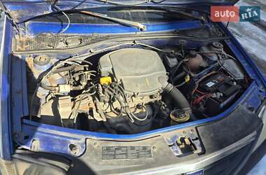 Седан Dacia Logan 2005 в Вышгороде