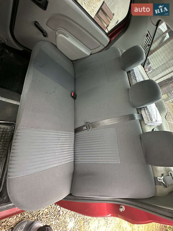 Седан Dacia Logan 2007 в Трускавце фото 4 Седан Dacia Logan 2007 в Трускавце