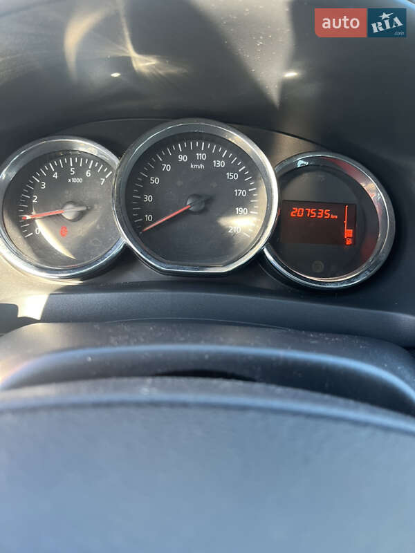 Седан Dacia Logan 2014 в Прилесном