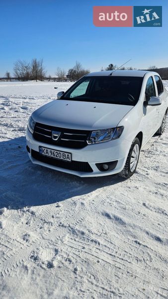 Седан Dacia Logan 2015 в Умани
