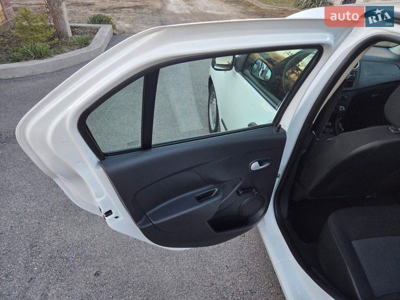 Седан Dacia Logan 2015 в Каменском