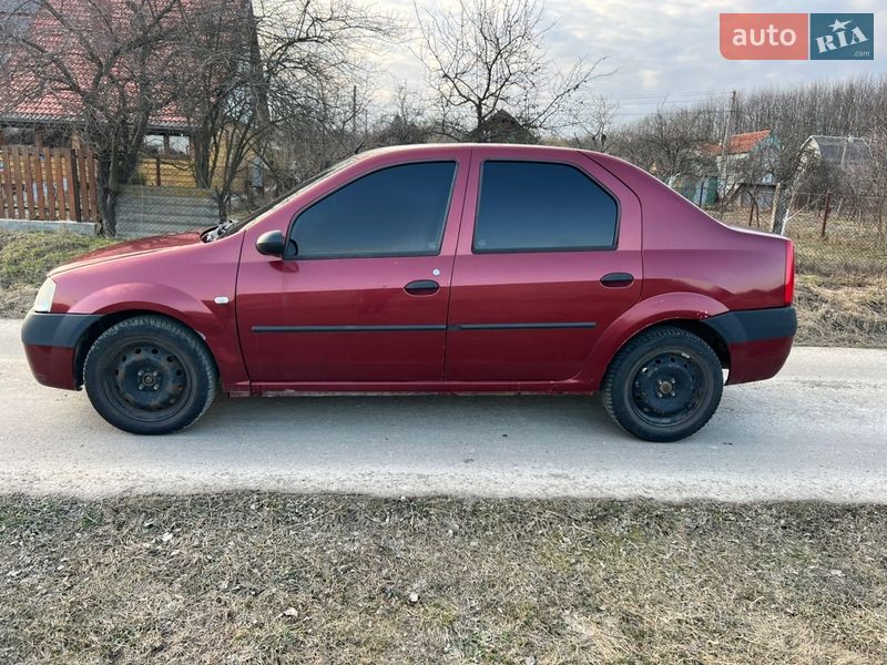 Седан Dacia Logan 2006 в Івано-Франківську