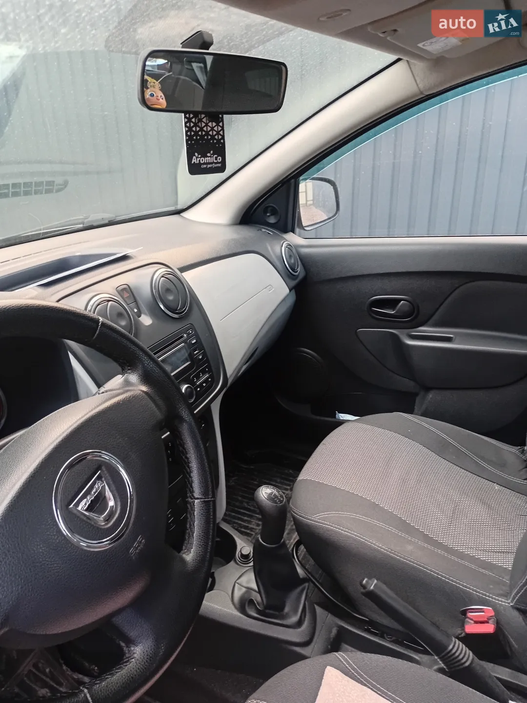 2014 Dacia Logan - мініатюра 9