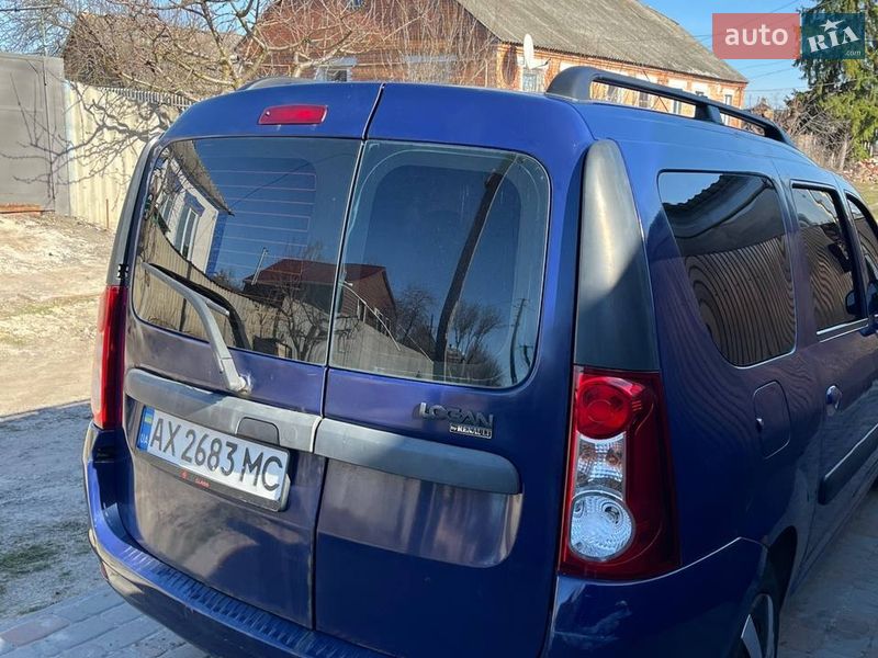 Седан Dacia Logan 2010 в Харкові
