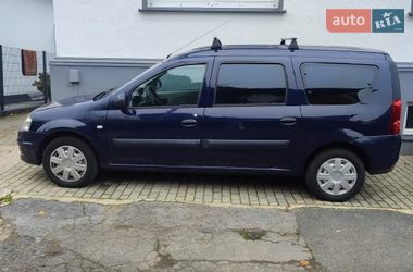 Седан Dacia Logan 2010 в Кам'янець-Подільському
