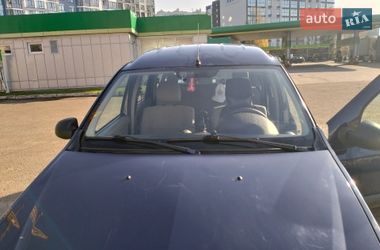 Седан Dacia Logan 2010 в Луцьку