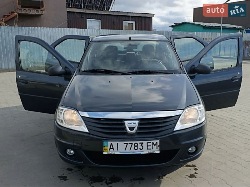 Седан Dacia Logan 2008 в Буче