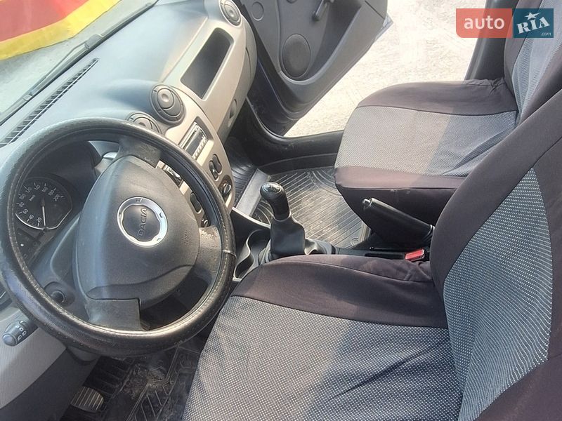 Седан Dacia Logan 2008 в Днепре фото 9 Седан Dacia Logan 2008 в Днепре