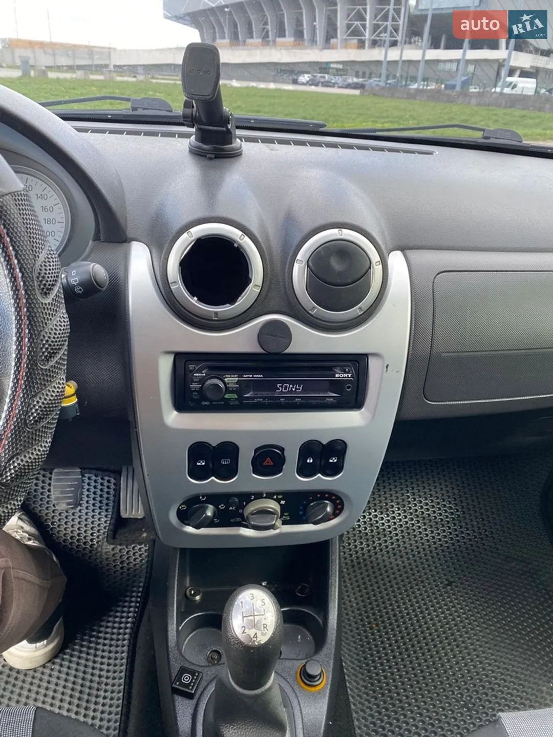 2010 Dacia Logan - мініатюра 20