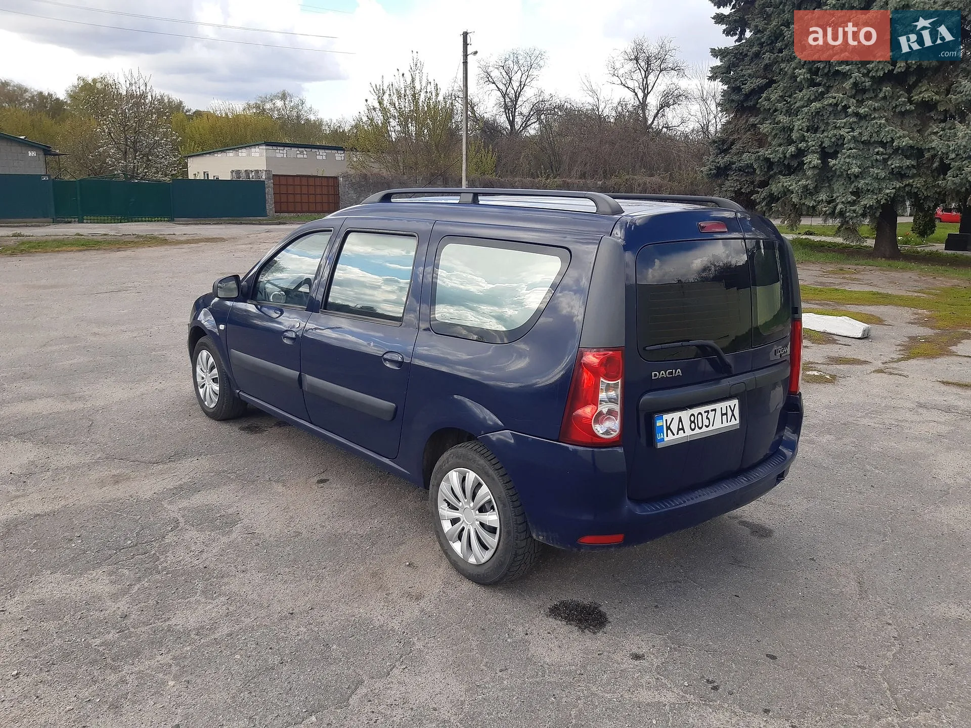 2010 Dacia Logan - мініатюра 11