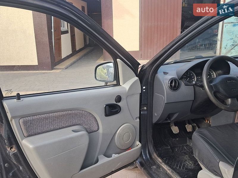 Седан Dacia Logan 2007 в Виннице