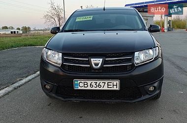 Седан Dacia Logan 2013 в Мені
