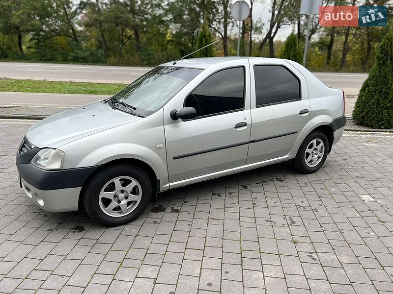 Седан Dacia Logan 2006 в Ивано-Франковске