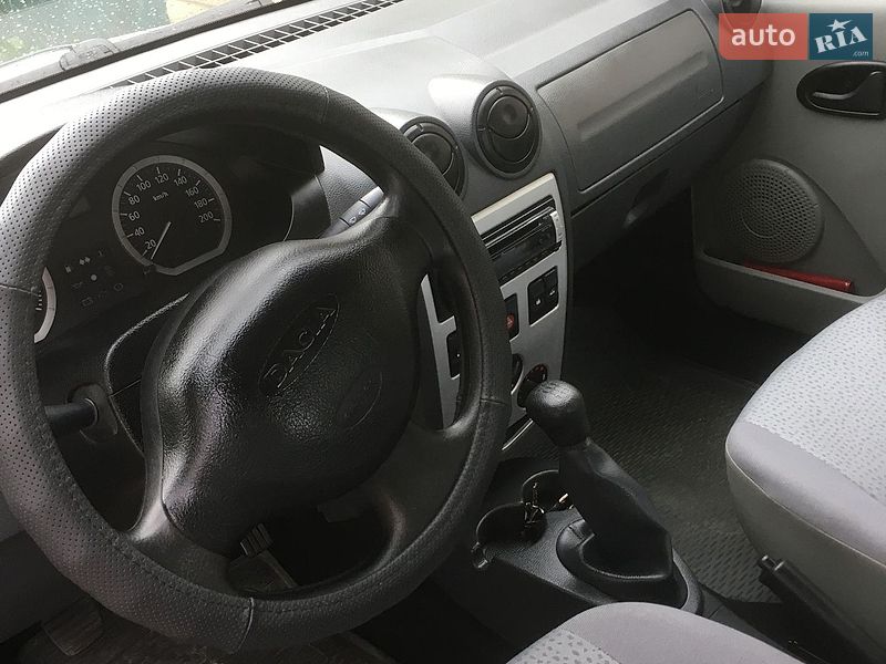 Седан Dacia Logan 2006 в Тернополе
