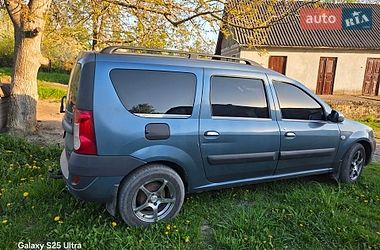 Седан Dacia Logan 2007 в Новой Ушице