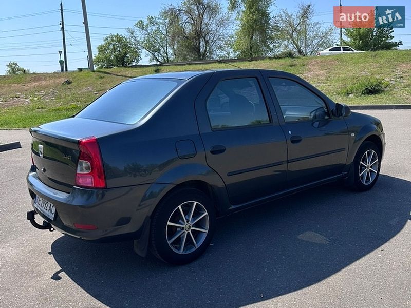 Седан Dacia Logan 2008 в Кривом Роге