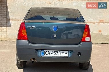 Седан Dacia Logan 2006 в Киеве