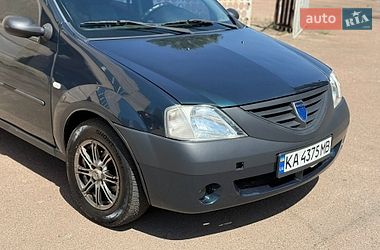 Седан Dacia Logan 2006 в Киеве