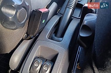 Седан Dacia Logan 2010 в Дубно