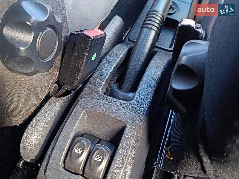 Седан Dacia Logan 2010 в Дубно