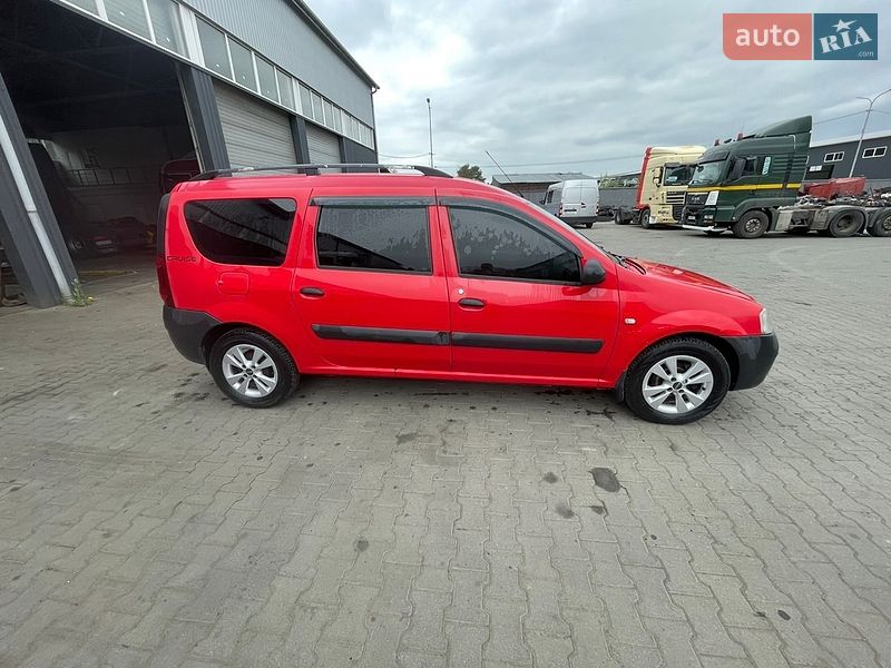 Седан Dacia Logan 2008 в Львове