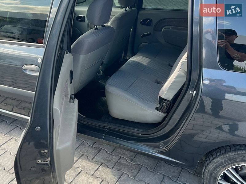 Седан Dacia Logan 2008 в Каменец-Подольском
