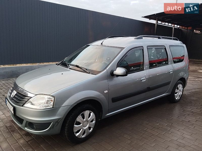 Седан Dacia Logan 2009 в Здолбунове