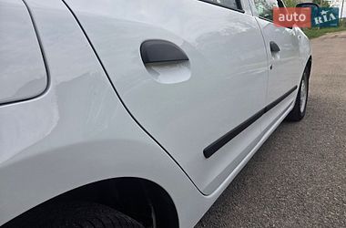 Седан Dacia Logan 2015 в Каменском