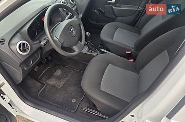 Седан Dacia Logan 2015 в Каменском