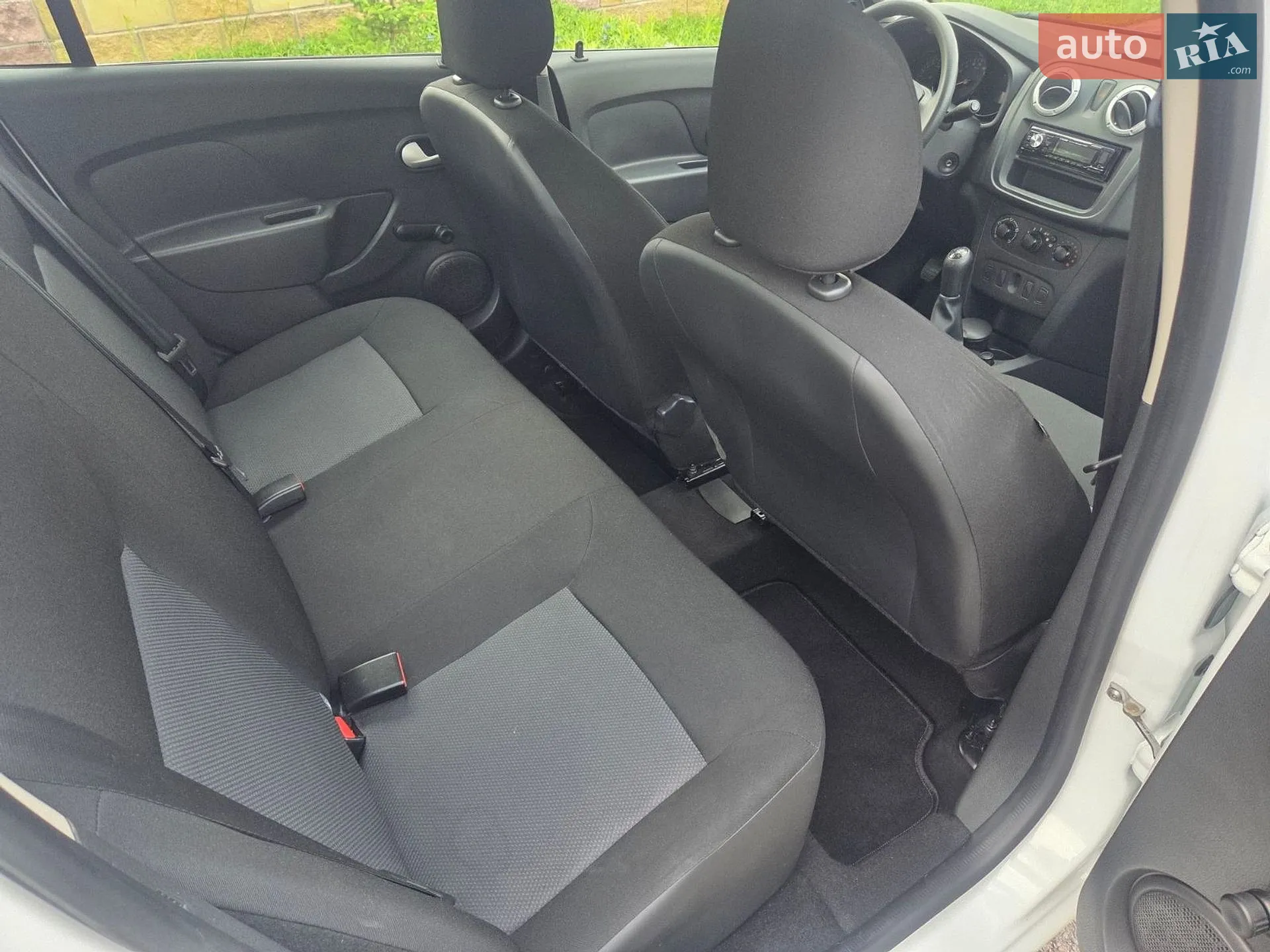 2015 Dacia Logan - мініатюра 16